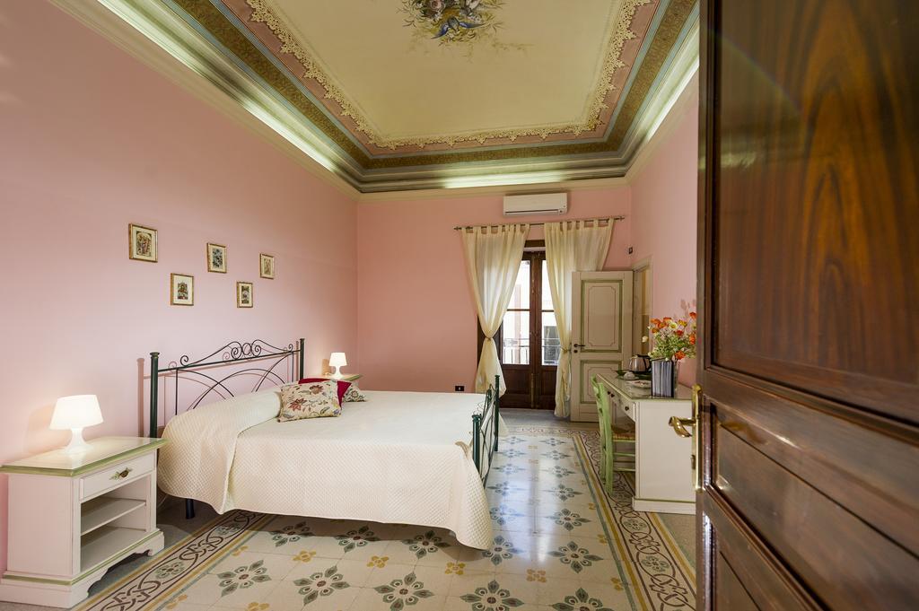 Agli Affreschi Hotel กัสเตลลัมมาเร เดล โกลโฟ ภายนอก รูปภาพ